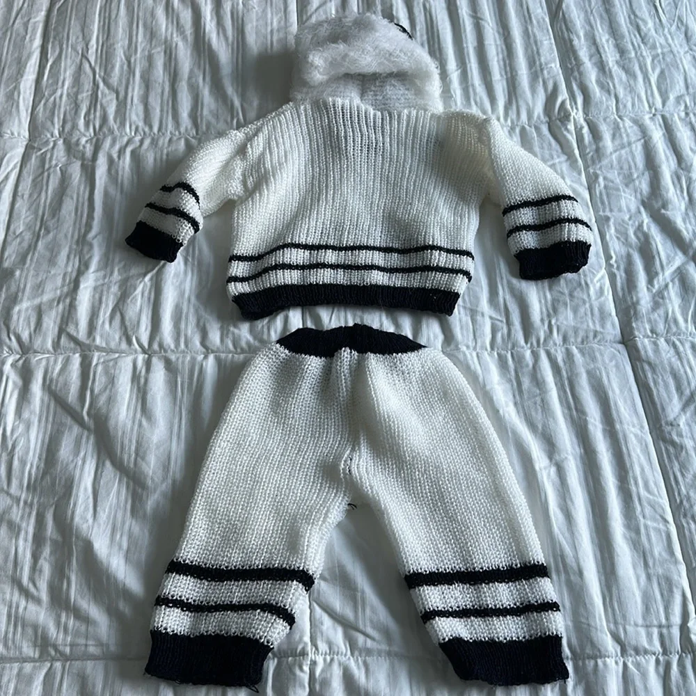 Vintage teddy bear Adorable White and Black Knit Baby Outfit